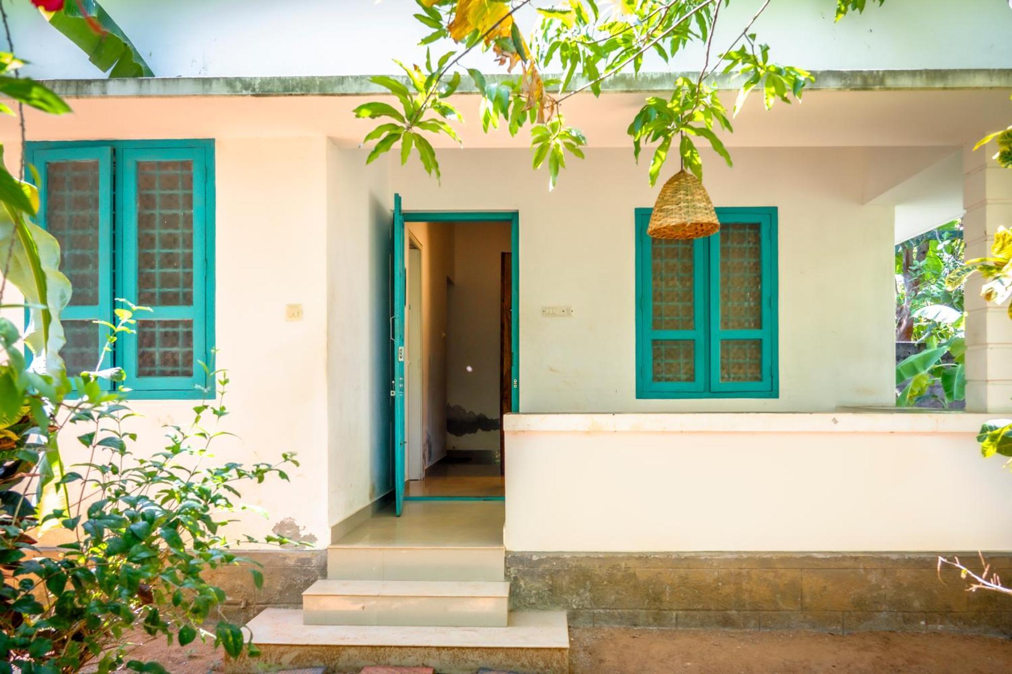 Cliff & Coral Hostel Varkala Exterior photo